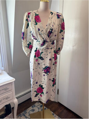 Vintage Richard Warren | 100% Silk Cream Floral Midi Sleeve Dress Size 8